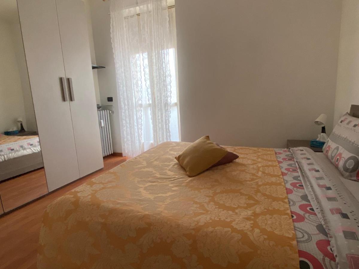 Casa Dorato In Torino Centro Apartment ภายนอก รูปภาพ