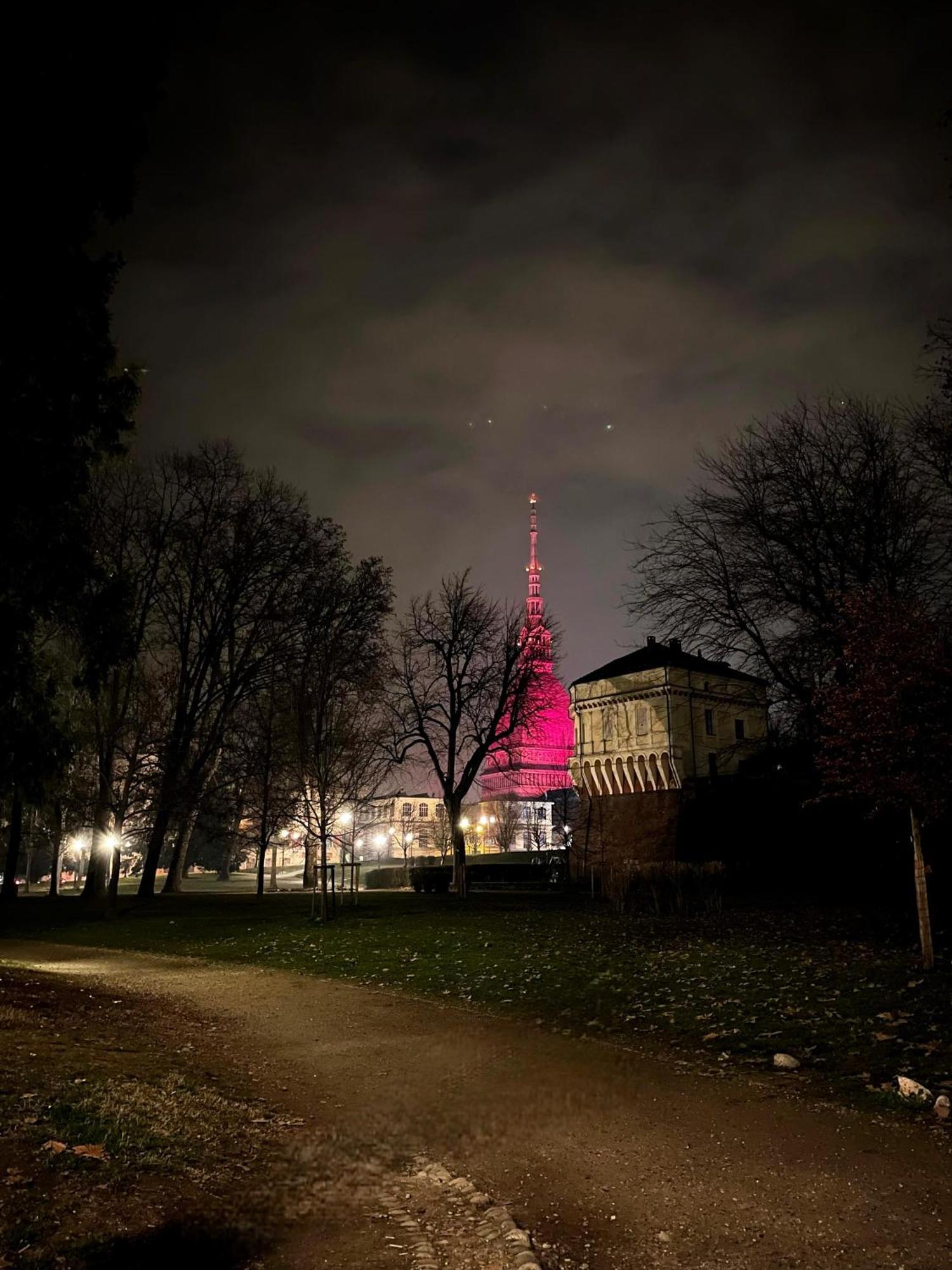 Casa Dorato In Torino Centro Apartment ภายนอก รูปภาพ